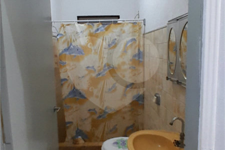 Casa à venda com 2 quartos, sendo 1 suíte, em Bangu, Rio de Janeiro, RJ