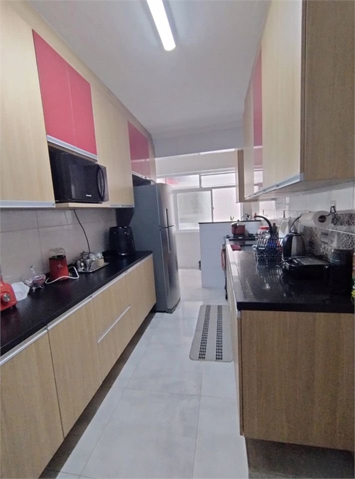 Apartamento Residencial à venda, Centro, São Vicente - AP0421.