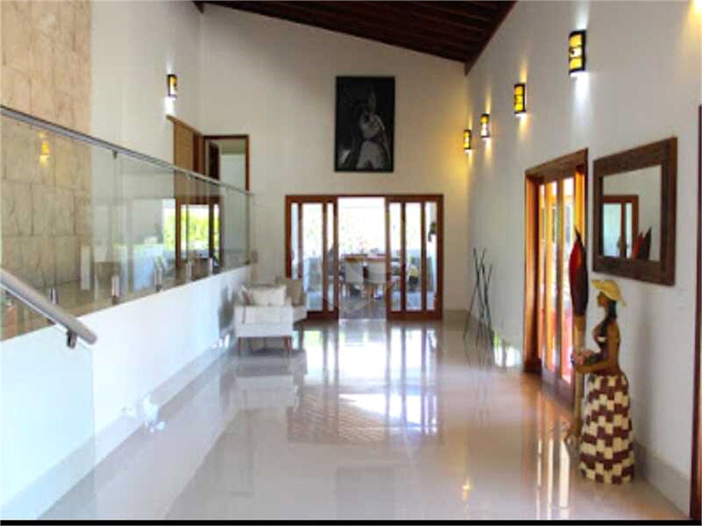 Casa à venda com 5 quartos, sendo 3 suítes, no condomínio Residencial Vale das Laranjeiras, Indaiatuba - SP