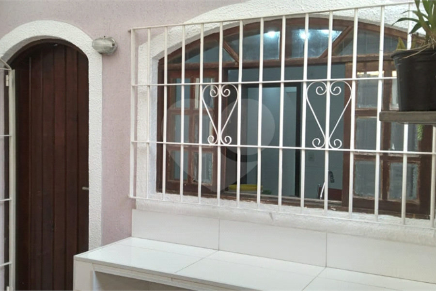 Sobrado à venda com 2 quartos em Tremembé, São Paulo, SP