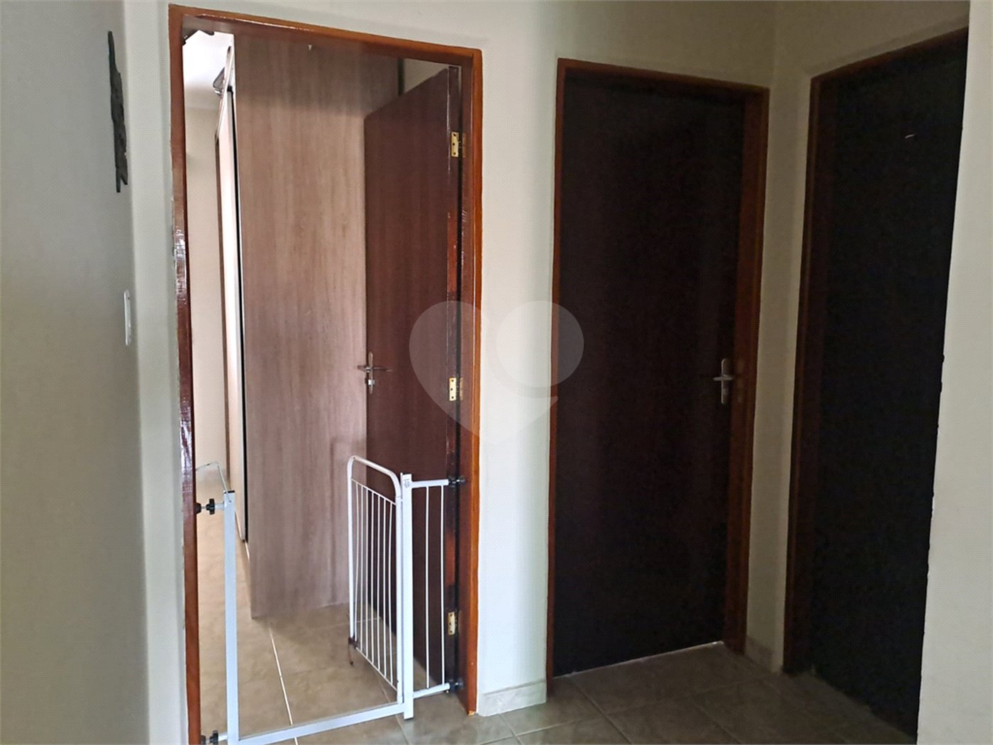 Casa à venda com 3 quartos, sendo 1 suíte,  em Éden, Sorocaba, SP