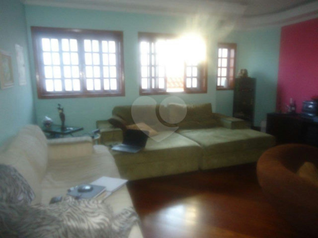 Casa em condomínio à venda com 3 suítes em Vila Gustavo, São Paulo, SP