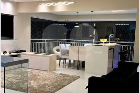 Apartamento à venda com 2 suítes em Tatuapé, São Paulo, SP