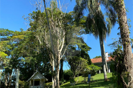 Sítio à venda com 4 quartos, sendo 3 suítes, em Aguas de Igaratá, Igaratá, SP