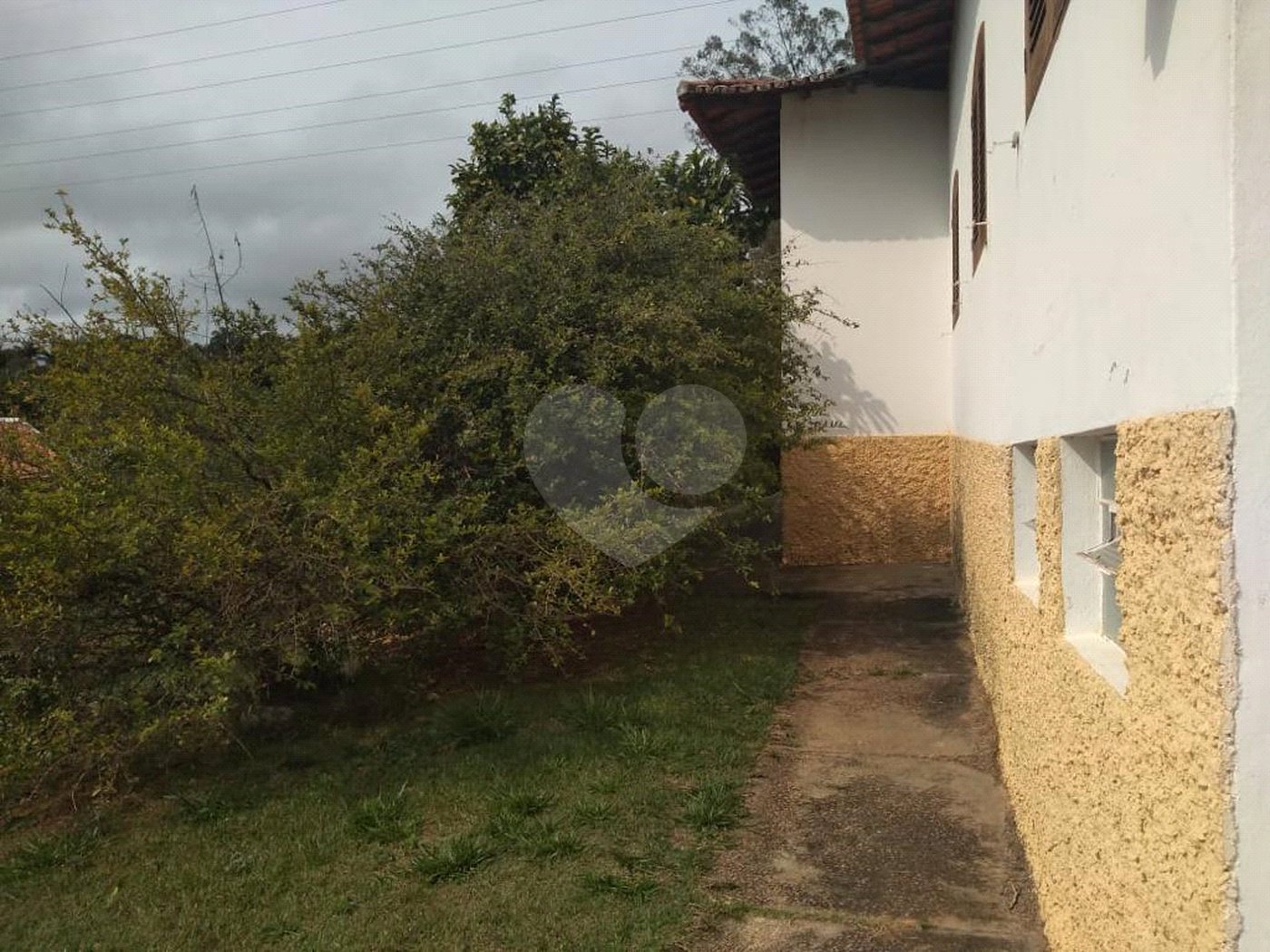 Casa à venda com 3 quartos, sendo 1 suíte, no Centro, Vinhedo, SP