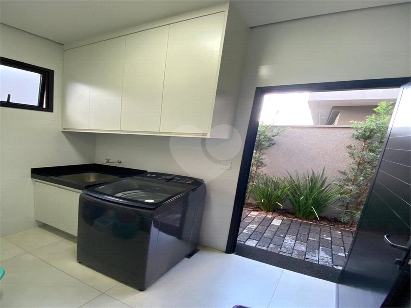 Casa à venda com 3 suítes no condomínio Quinta dos Ventos, Ribeirão Preto - SP