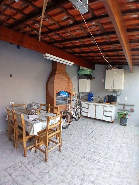 Sobrado à venda com 4 quartos, sendo 2 suítes, em Vila Constança, São Paulo, SP