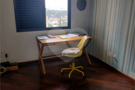 Apartamento à venda com 3 suítes em Vila Suzana, São Paulo, SP