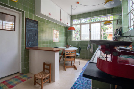 Sobrado à venda com 3 quartos, sendo 1 suíte, em Brooklin Velho, São Paulo, SP