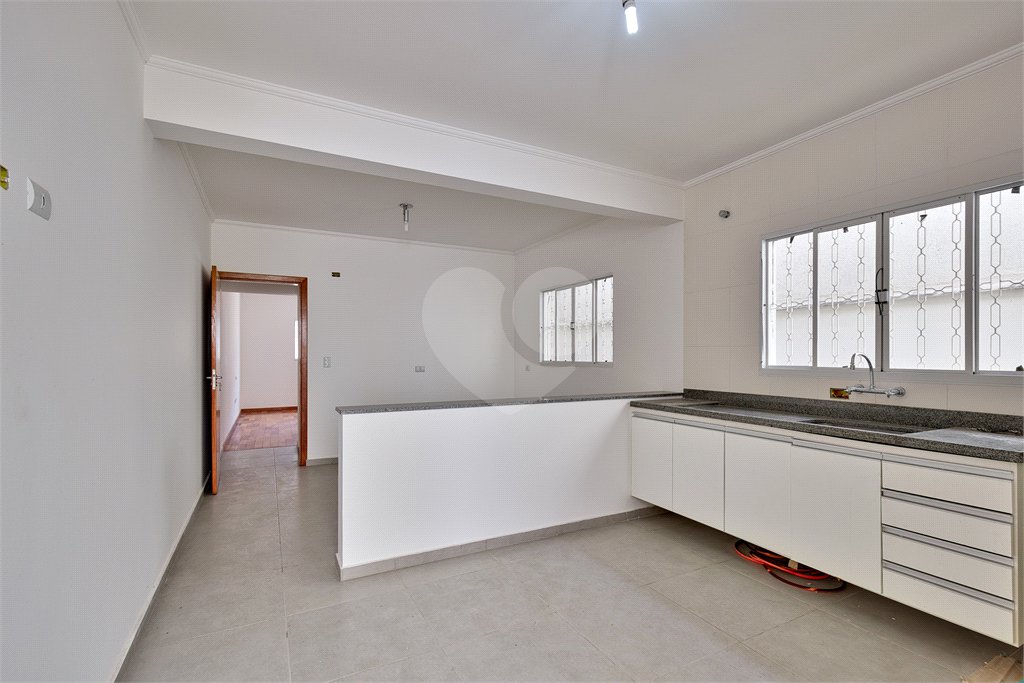 Casa à venda com 3 quartos, sendo 1 suíte, em Santo Amaro, São Paulo, SP