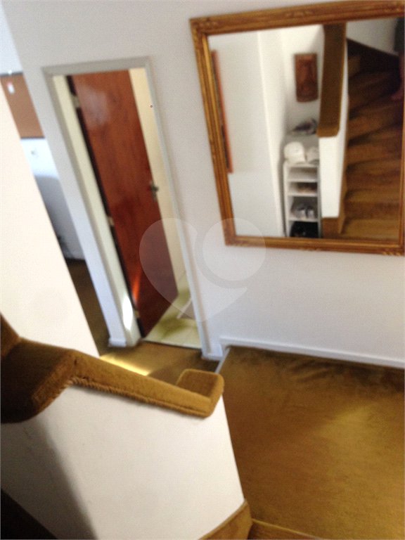 Sobrado à venda com 4 quartos, sendo 1 suíte, em Jardim Celeste, São Paulo, SP
