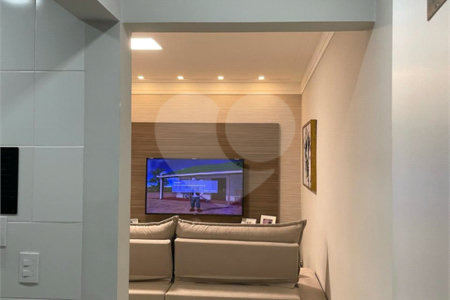 Apartamento à venda com 3 quartos, sendo 1 suíte,  em Jardim Bandeirantes, Louveira, SP