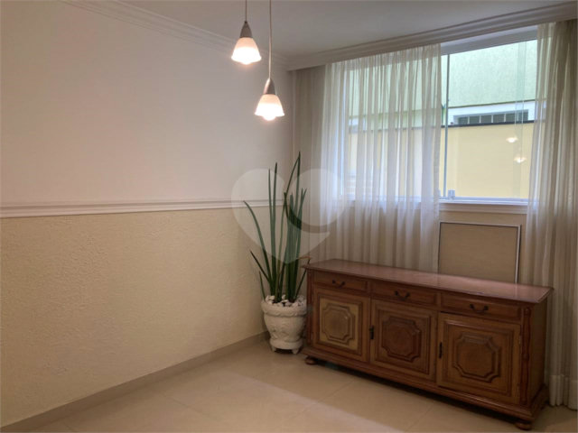Casa para alugar com 3 quartos, sendo 1 suíte,  em Santo Amaro, São Paulo, SP