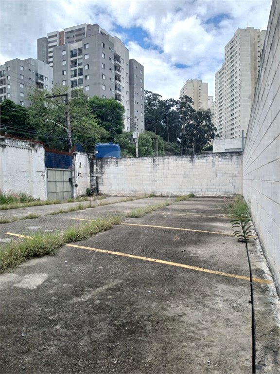Prédio para alugar em Moinho Velho, São Paulo, SP
