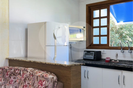Chácara à venda com 4 quartos, sendo 1 suíte,  em Campos de Atibaia, Atibaia, SP