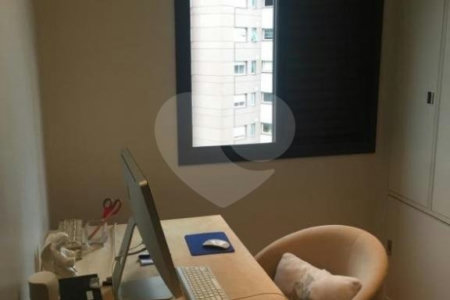 Apartamento à venda com 2 quartos em Vila Andrade, São Paulo, SP