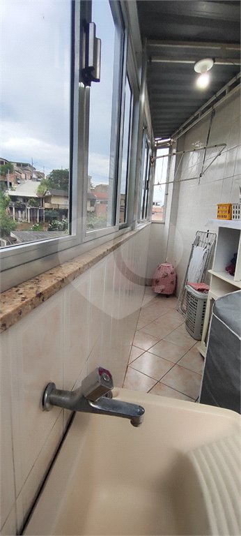 Casa à venda com 5 quartos, sendo 3 suítes, no condomínio Village Texeira Campos, Rio de Janeiro - RJ