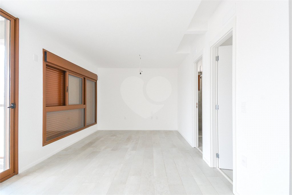 Apartamento à venda com 1 suíte em Vila Nova Conceição, São Paulo, SP