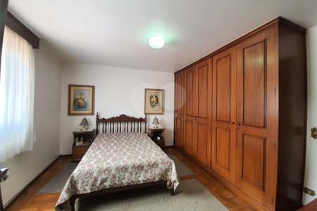 Sobrado à venda com 3 quartos, sendo 1 suíte,  em Jardim Rizzo, São Paulo, SP