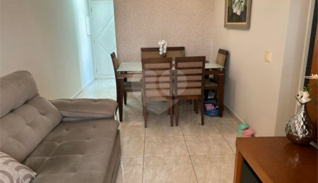Apartamento à venda com 3 quartos, sendo 1 suíte,  em Vila Esperança, São Paulo, SP
