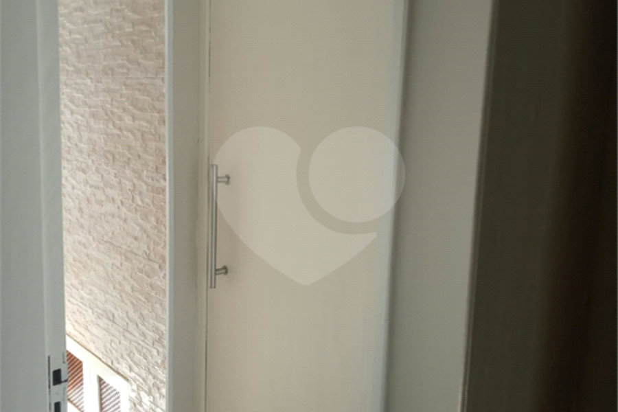 Sobrado à venda com 3 quartos, sendo 1 suíte,  em Tremembé, São Paulo, SP
