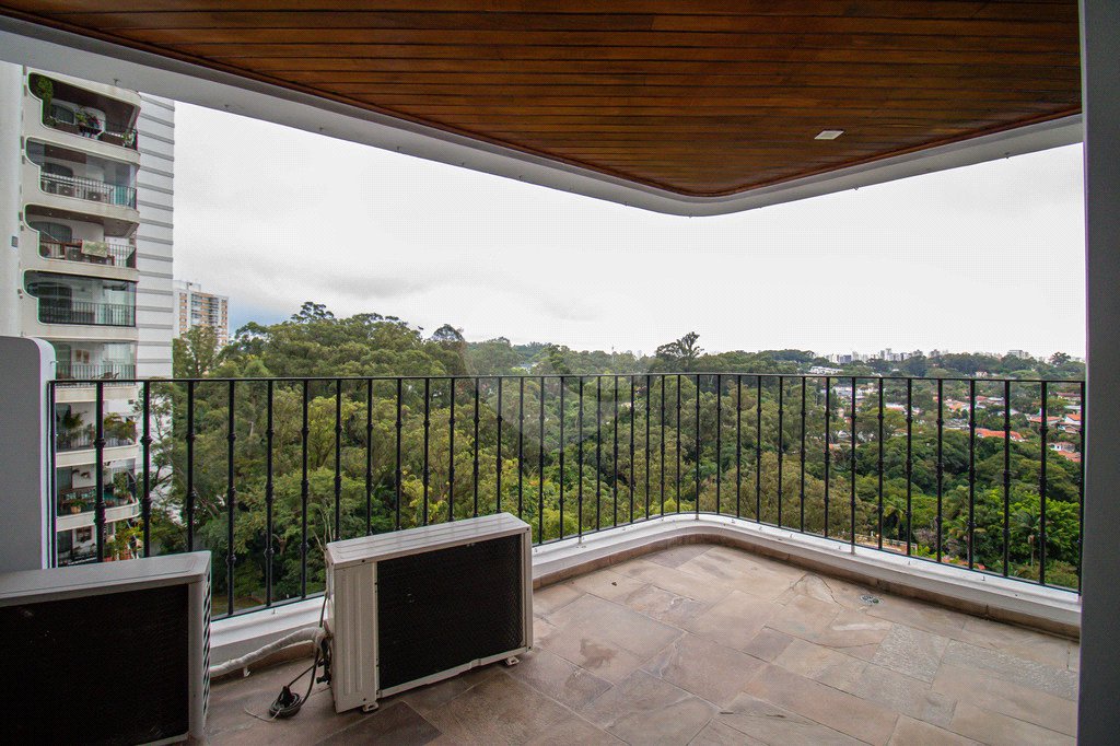 Apartamento à venda com 4 suítes em Jardim Marajoara, São Paulo, SP
