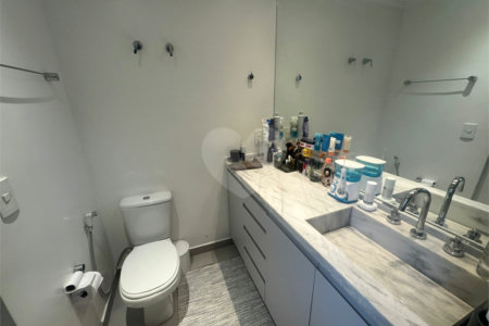 Apartamento à venda com 3 suítes em Indianópolis, São Paulo, SP
