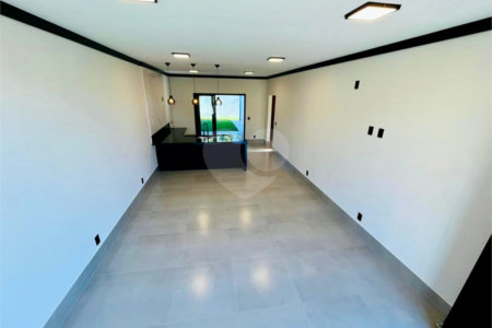 Casa à venda com 3 quartos, sendo 1 suíte,  no condomínio Cerejeiras, Araçoiaba da Serra - SP