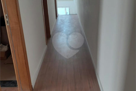 Terreno à venda com 3 suítes no condomínio Residencial Veneza, Mogi das Cruzes - SP