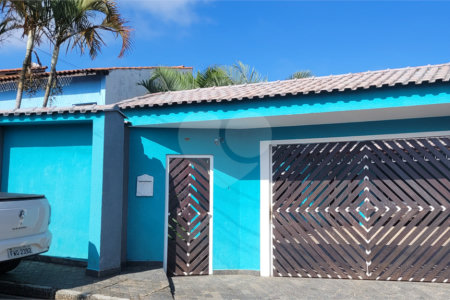 Casa à venda ou para alugar com 3 quartos, sendo 1 suíte,  em Vila Nova Aparecida, Mogi das Cruzes, SP