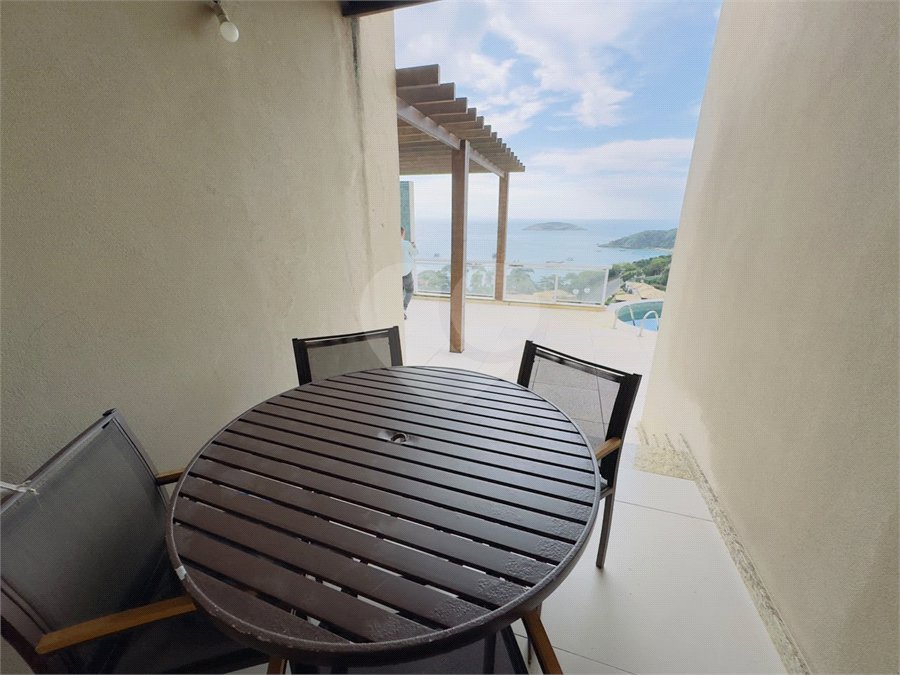 Casa à venda com 4 suítes em João Fernandes, Armação dos Búzios, RJ