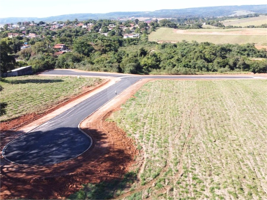 Terreno à venda no condomínio Loteamento Reserva dos Lagos, Sorocaba - SP