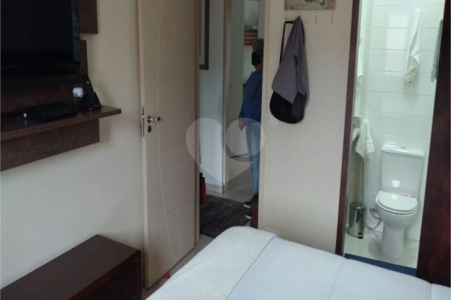 Casa à venda com 3 quartos, sendo 2 suítes, no condomínio Villa's Residencial, São Paulo - SP