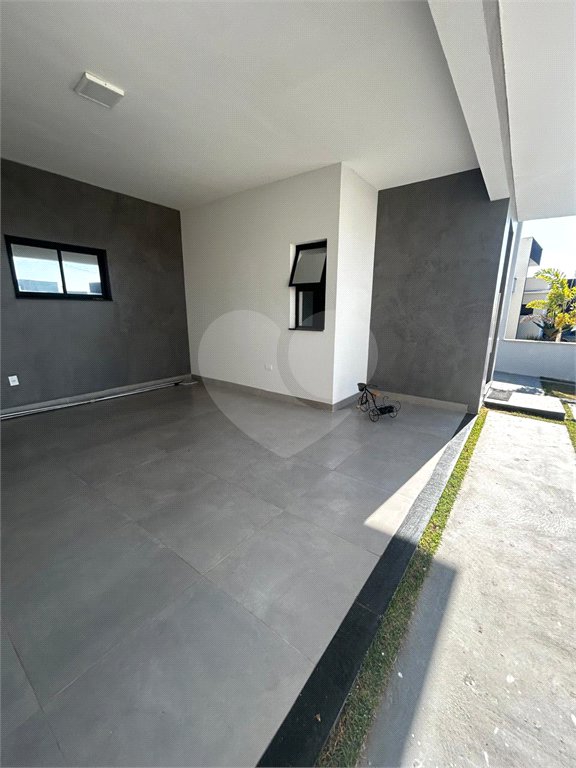 Casa à venda com 2 quartos, sendo 1 suíte,  no condomínio Residencial Parque Imperial, Salto - SP