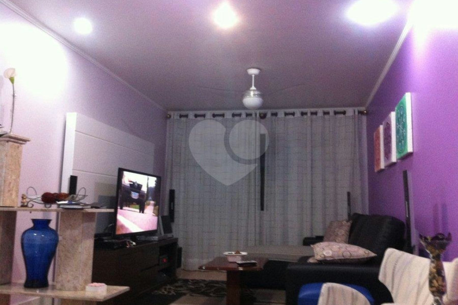Sobrado à venda com 3 quartos, sendo 1 suíte, em Vila Guilherme, São Paulo, SP