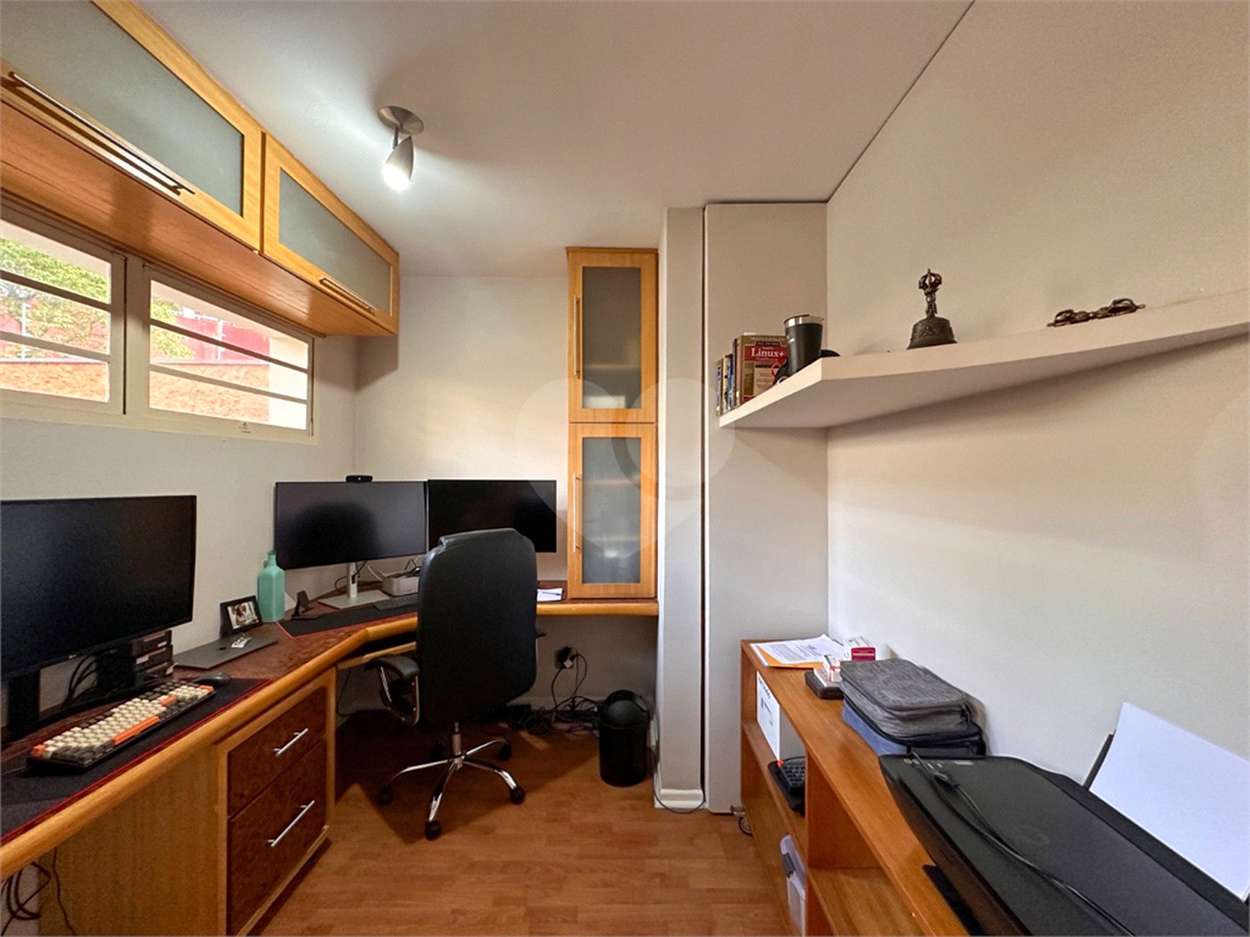 Casa à venda com 3 quartos, sendo 1 suíte,  no condomínio Barão do Triunfo, São Paulo - SP