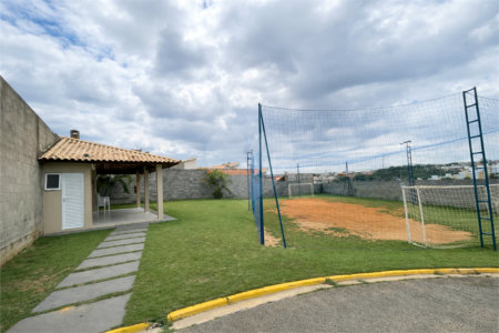 Casa à venda com 3 quartos, sendo 1 suíte,  no condomínio Bella Vista, Sorocaba - SP