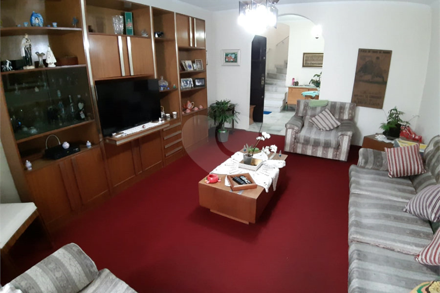 Sobrado à venda com 3 quartos, sendo 1 suíte,  em Jardim Floresta, São Paulo, SP