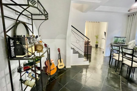 Casa à venda com 3 quartos, sendo 1 suíte,  em Jardim Wanel Ville IV, Sorocaba, SP