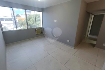 Apartamento à venda com 3 quartos, sendo 1 suíte, em Rio Comprido, Rio de Janeiro, RJ