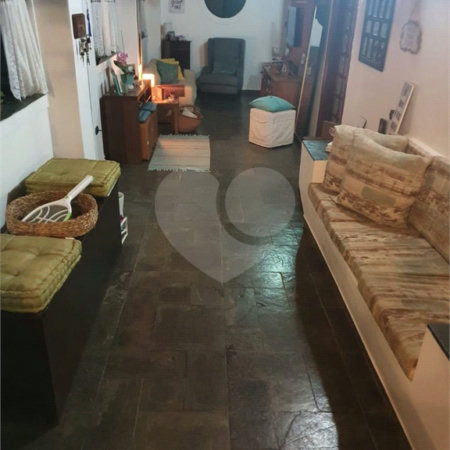 Sítio à venda com 6 quartos, sendo 5 suítes,  em Curral, Ibiúna, SP