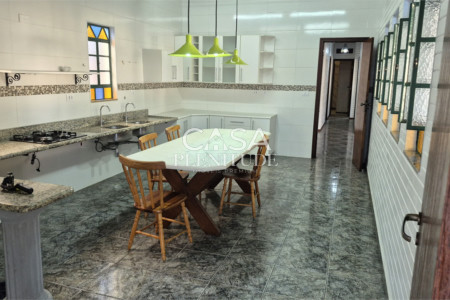 Casa em condomínio à venda ou para alugar com 3 quartos, sendo 1 suíte, em Jardim Ibiti do Paço, Sorocaba, SP
