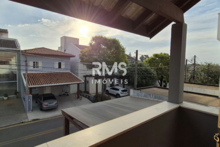 Casa à venda com 3 quartos, sendo 1 suíte, em Cond. Vila Aldea de Espana, Itu - SP