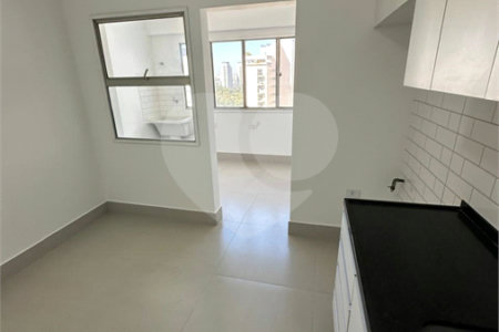 Apartamento à venda com 3 quartos, sendo 2 suítes, em Jardim Ampliação, São Paulo, SP