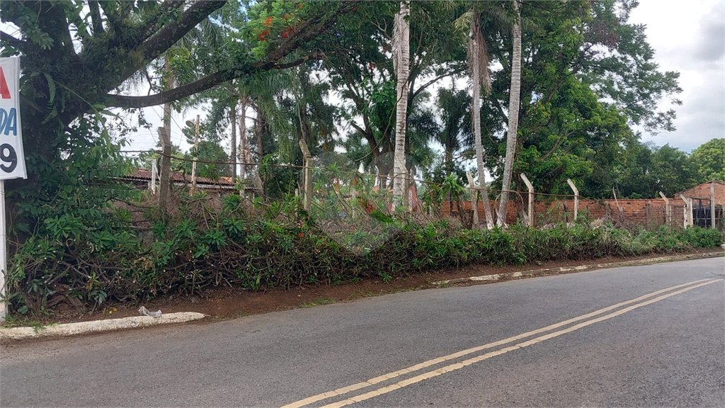Chácara à venda com 4 quartos no Centro, Araçoiaba da Serra, SP