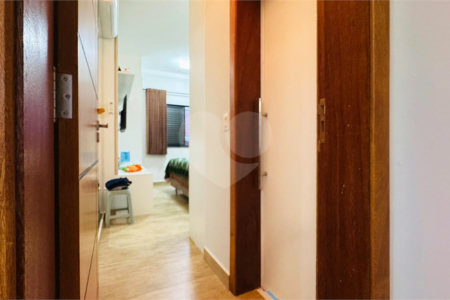 Casa à venda com 3 quartos, sendo 1 suíte, no condomínio Horto Florestal III, Sorocaba - SP