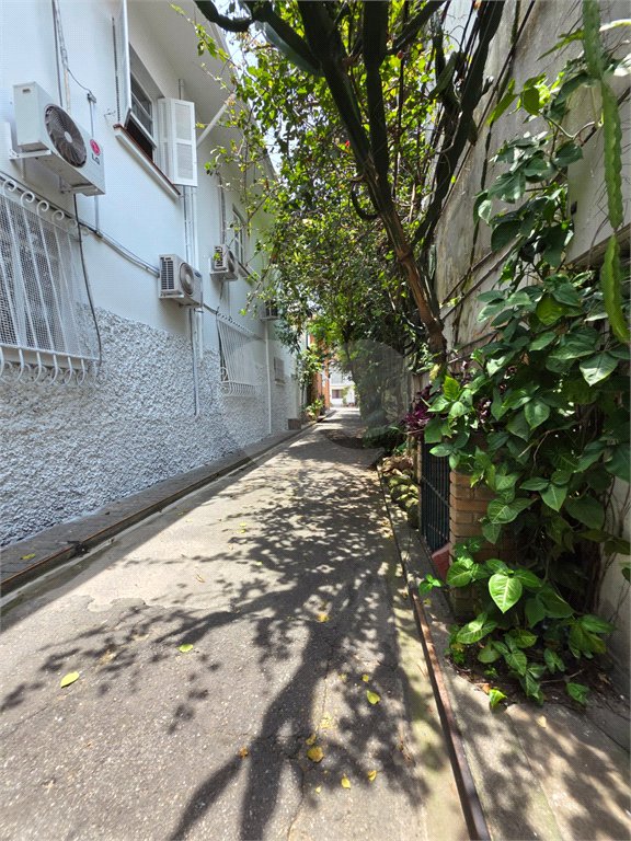 Casa de Vila à venda com 4 quartos, sendo 1 suíte, em Vila Mariana, São Paulo, SP
