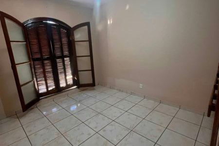 Casa para alugar com 4 quartos, sendo 2 suítes, ao lado da Unasp, em Parque Ortolândia, Hortolândia - SP