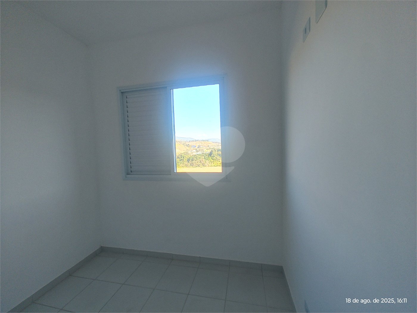 Apartamento para alugar com 3 quartos, sendo 1 suíte,  em Jardim das Palmeiras, Atibaia, SP