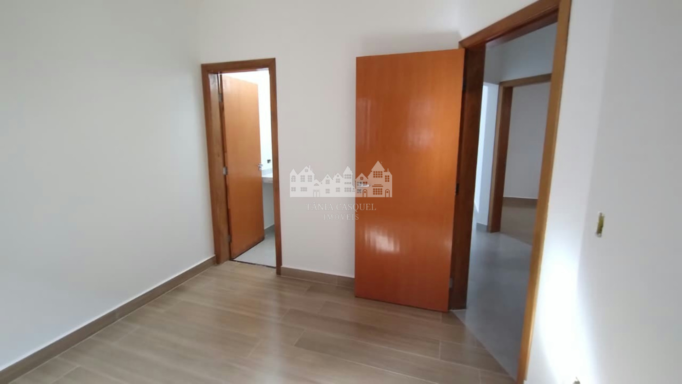 Casa à venda com 3 quartos, sendo 1 suíte, em Nova Atibaia, Atibaia, SP